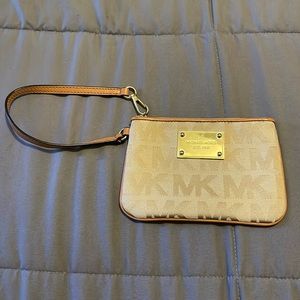 Like new Michael Kors wristlet